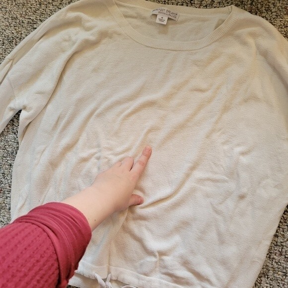 Barefoot Dreams CozyChic Ultra Lite White Drawstring Waist Knit Top Size Medium - Picture 5 of 7